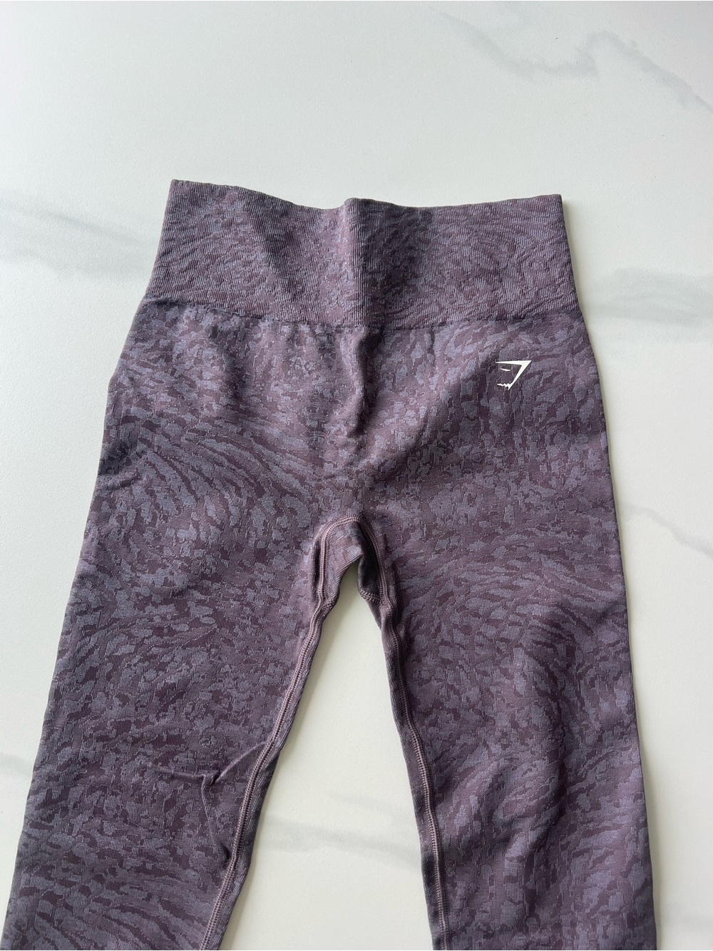 Gymshark purple adapt animal leggings - Picture 4 of 5